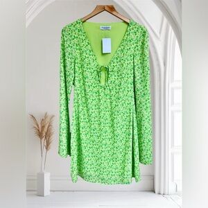 Charlie Holiday Green Floral Women's dress Sz M nwt, 012